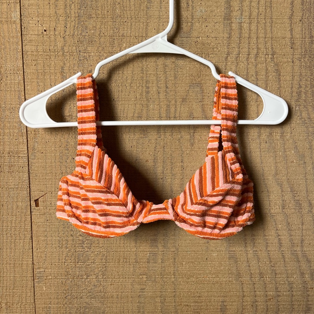 • Billabong Underwire Bikini Top •